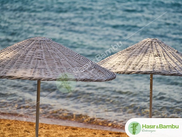 Hasır Şemsiyeler