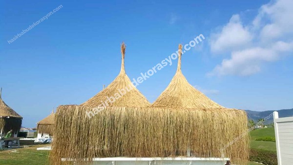 Saçaklı Ot Çatılar